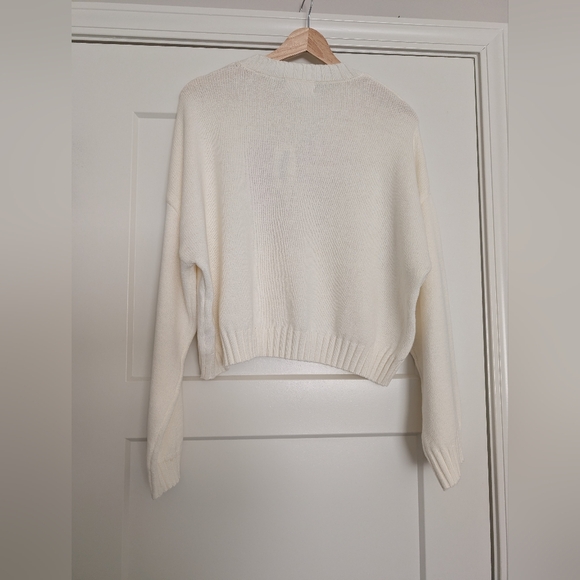 Jessica Simpson 'Kiss Me' Heart Sweater - Picture 2 of 12